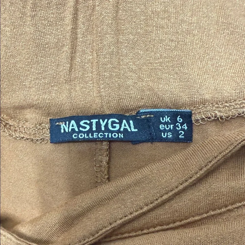 NASTY GAL Collection Matching Set Size 2 - Picture 5 of 11